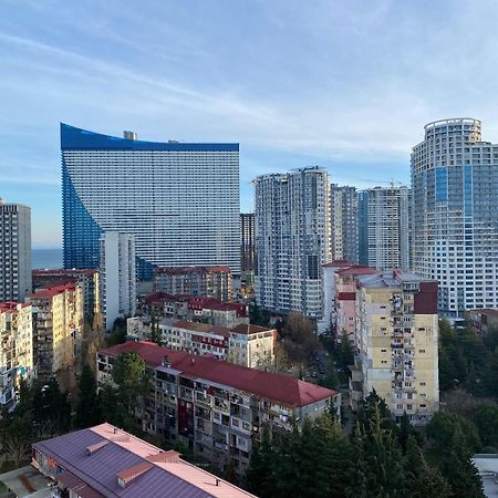 Mindia'S Two Bedroom Apartment Batumi Exterior photo